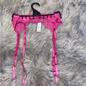 Sexy wear suitable for intimacy. Very comfortable to put on and enhances it all